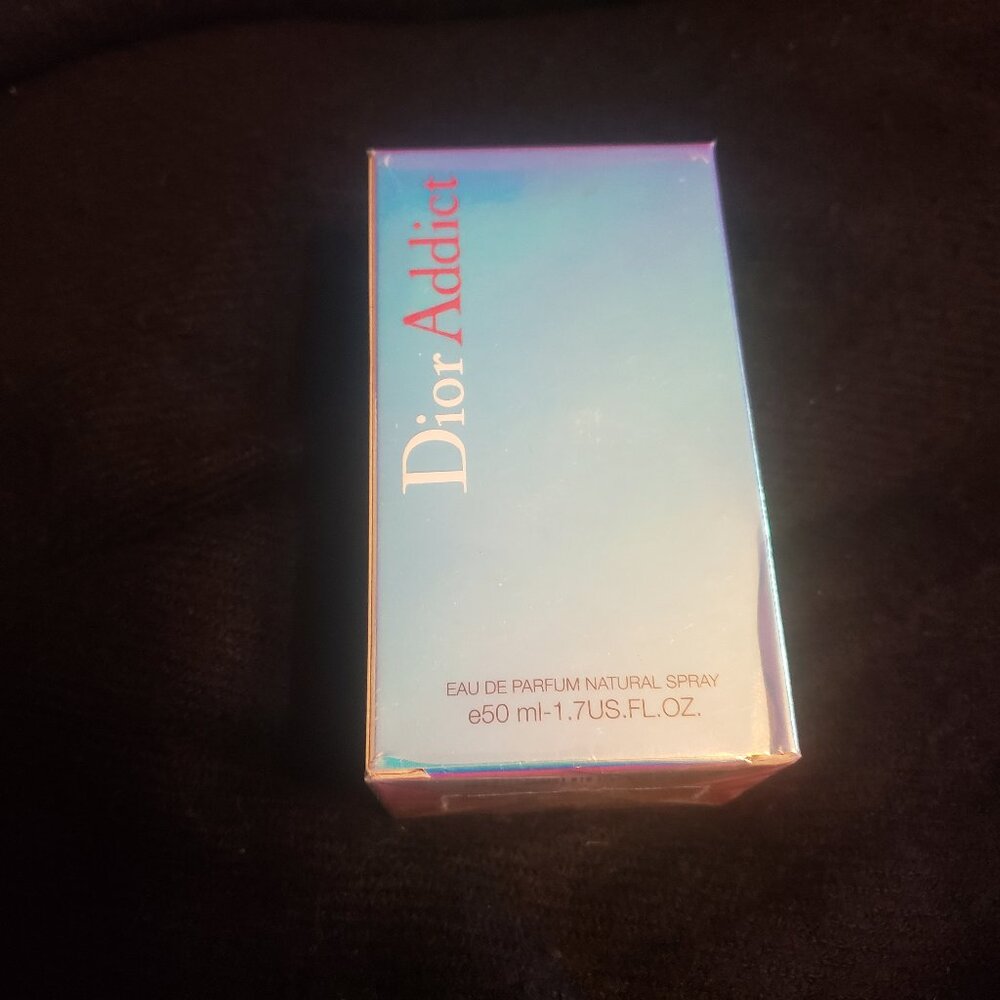 Christian Dior Eau de Parfum Natural Spray 1.7 OZ, 50 ml.